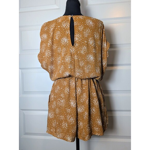 Everly Anthropologie Romper Size L Mustard Starburst Print Lined Tie Waist Boho - Picture 2 of 10